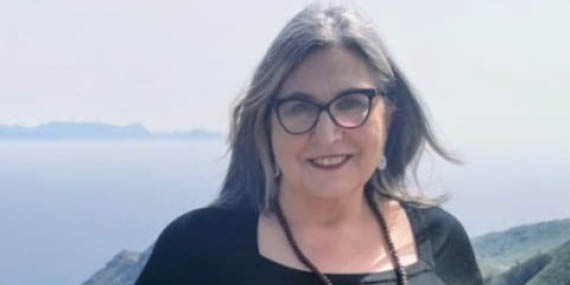 PRESENTACIÓN LIBRO " CARTAS DESDE LA OTRA ORILLA" DE CARMEN PUERTA EXTREMERA